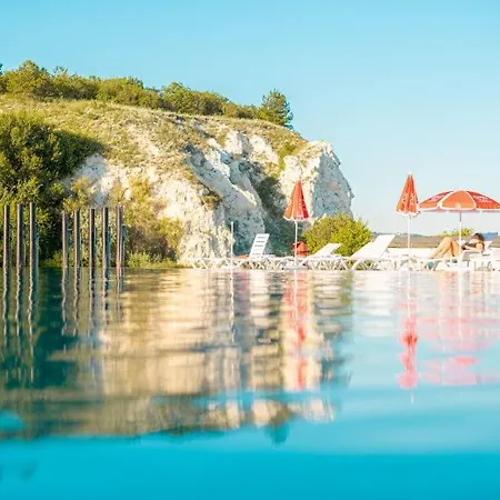 Divoto Glamping بالشيك